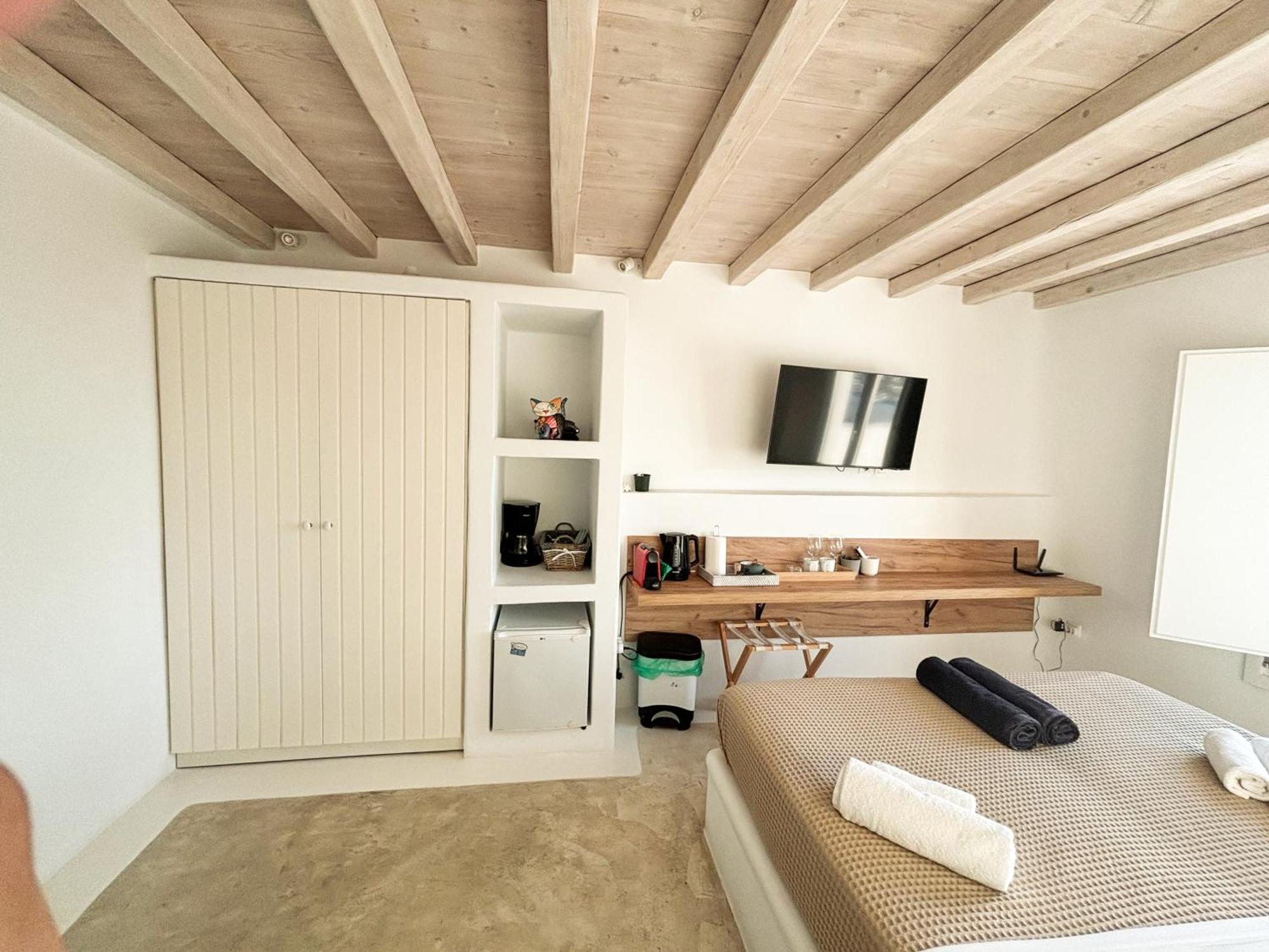 White Rock Suites & Villas Houlakia  Exterior foto